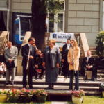 Poranki Wiedeńskie 2002 - sponsorzy i Bogusław Sobczuk
fot. Paweł Zechenter Poranki Wiedeńskie 2002 - sponsorzy i Bogusław Sobczuk